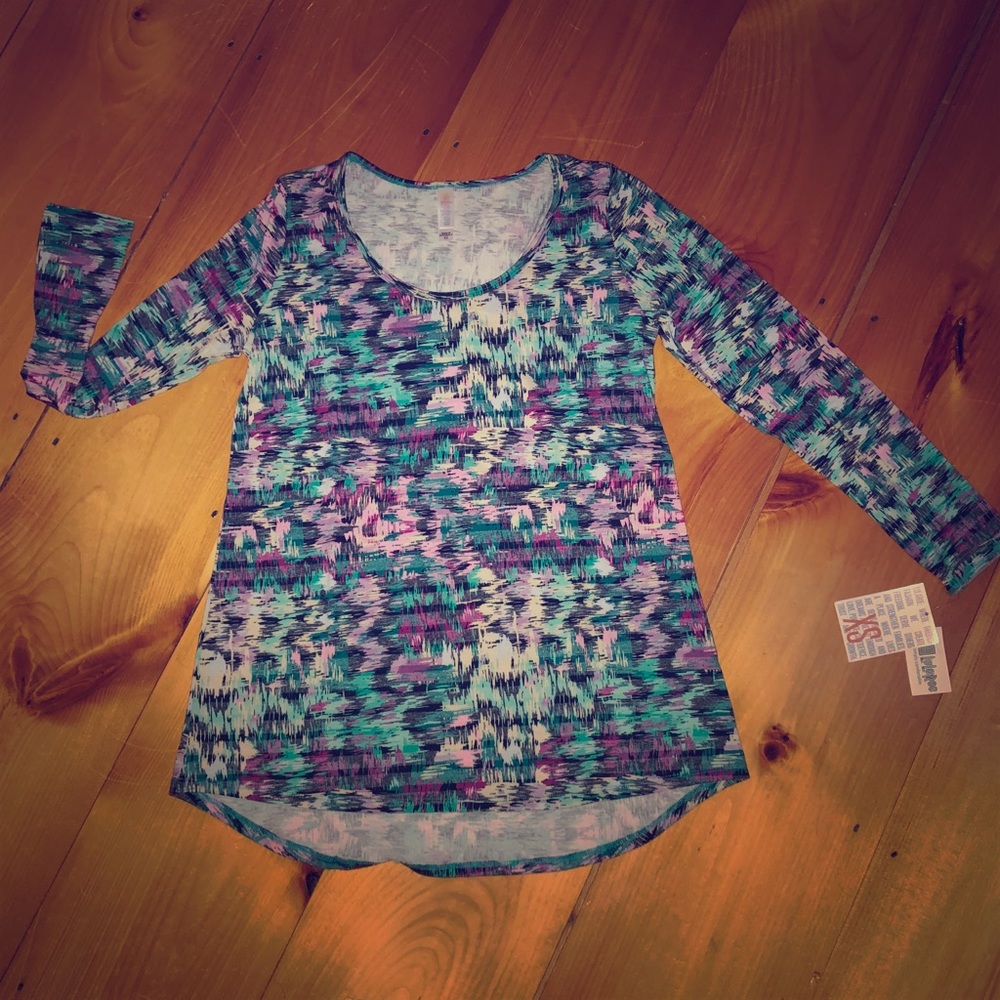 Lularoe XS Long Sleeve Lynnae
